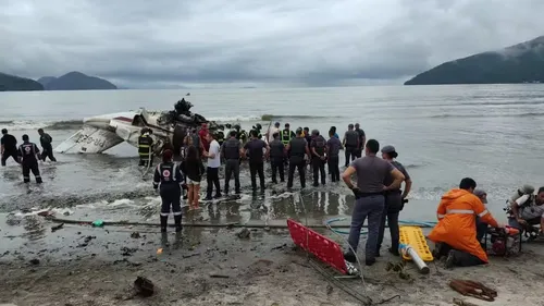 A queda de avião em Ubatuba chocou a cidade e causou a perda do piloto, além de deixar outras quatro pessoas feridas.