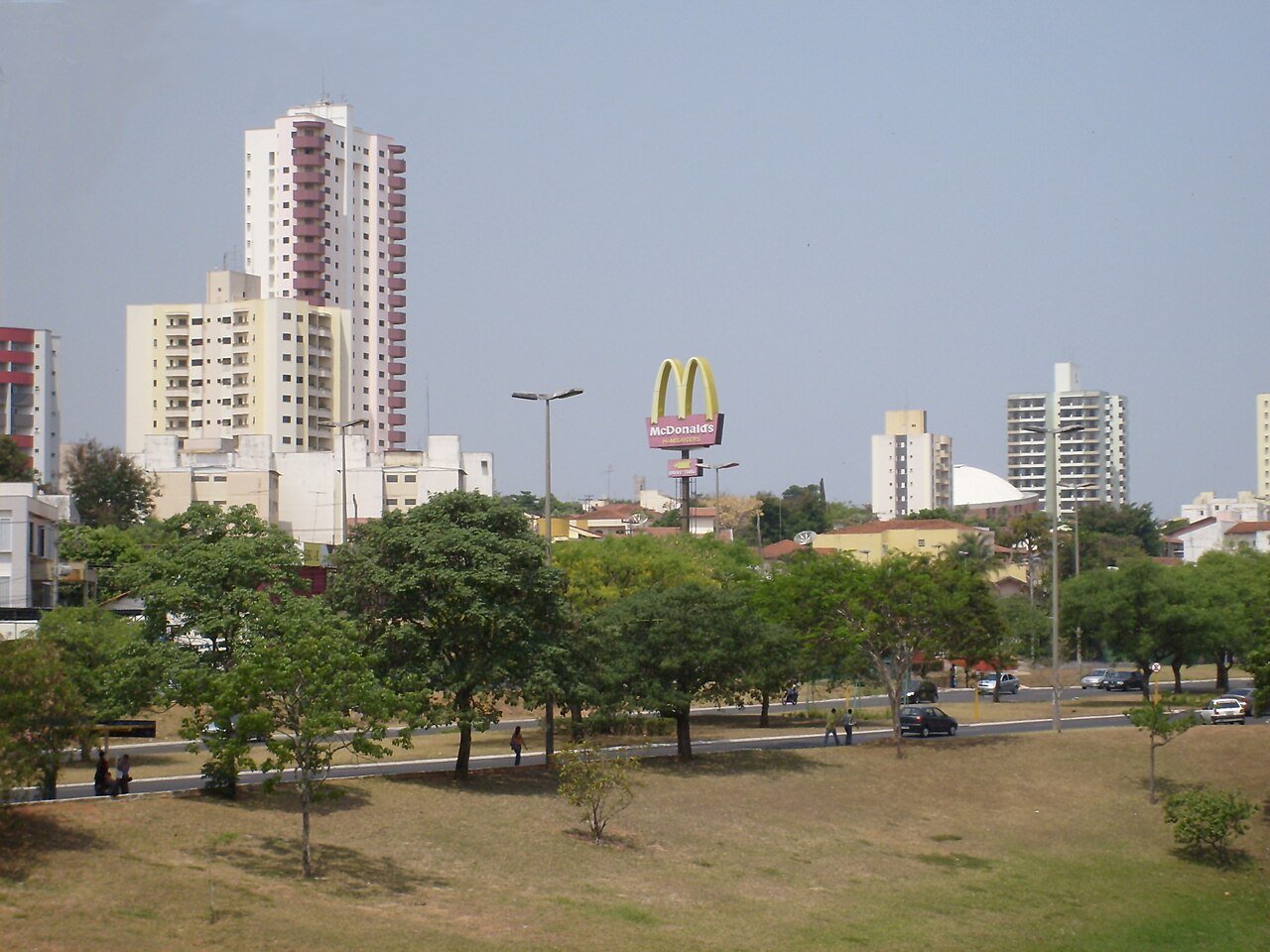 Fique por dentro das notícias Bauru hoje. Mantenha-se informado com nossos relatórios abrangentes sobre eventos locais, política e atualizações...