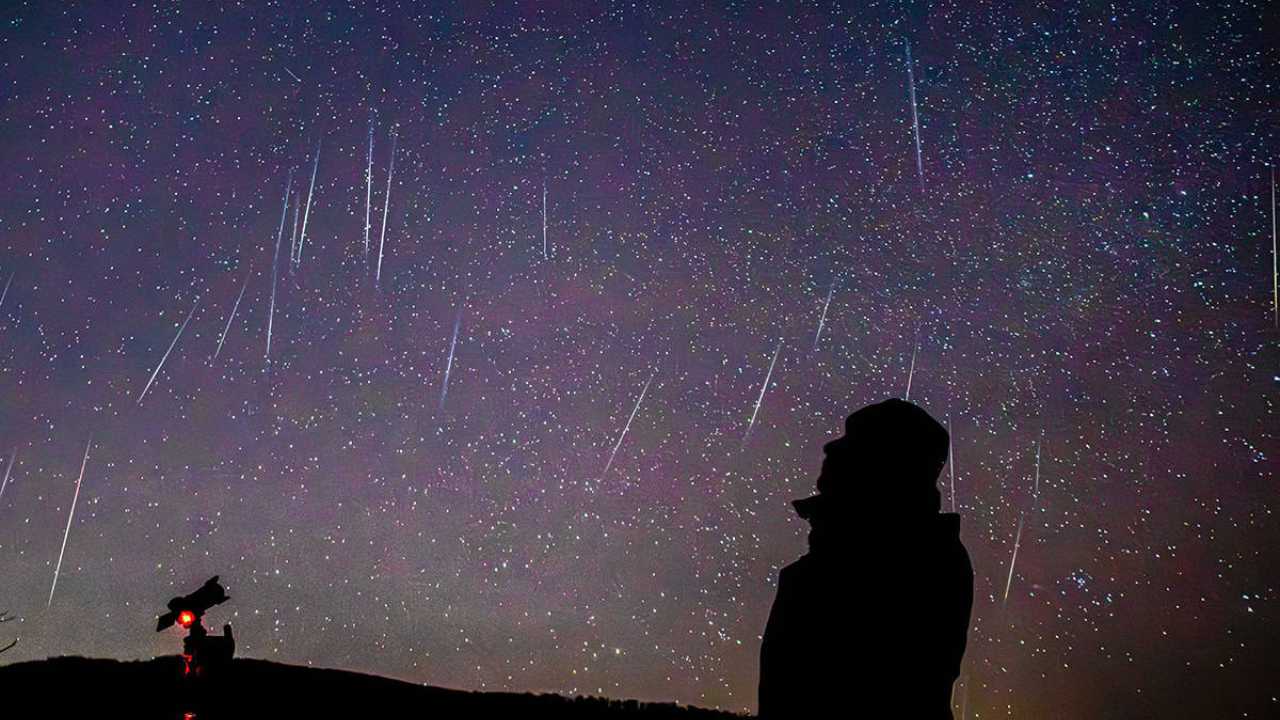 Saiba tudo sobre a Chuva de Meteoros Líridas de 16 a 25 de abril: melhores locais para ver, dicas e horários. Prepare-se para o show!
