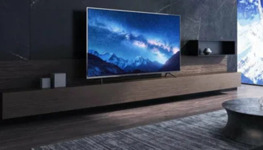 Descubra as 4 TVs mais baratas e boas para economizar sem perder qualidade. Confira nossas recomendações e encontre a melhor opção para você!